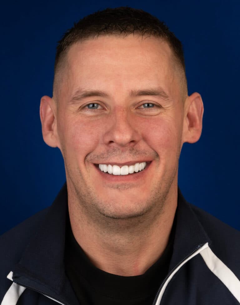 VENEERS & SMILE DESIGN – HOLLYWOOD SMILE IN ISTANBUL